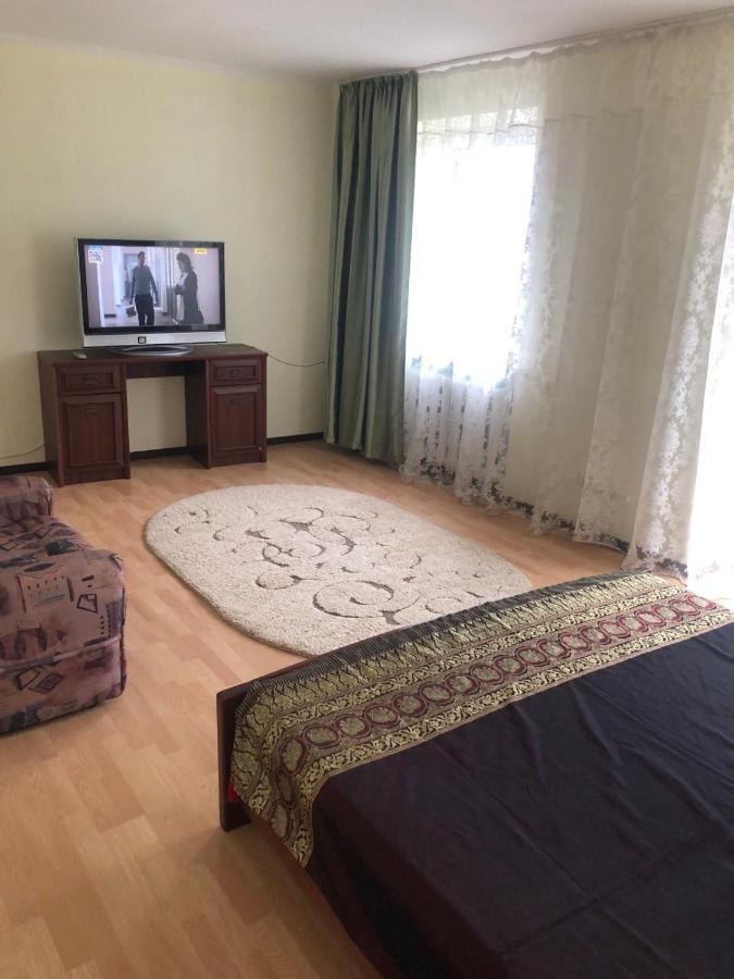 Квартира З Виглядом На Озеро Ternopil Dış mekan fotoğraf